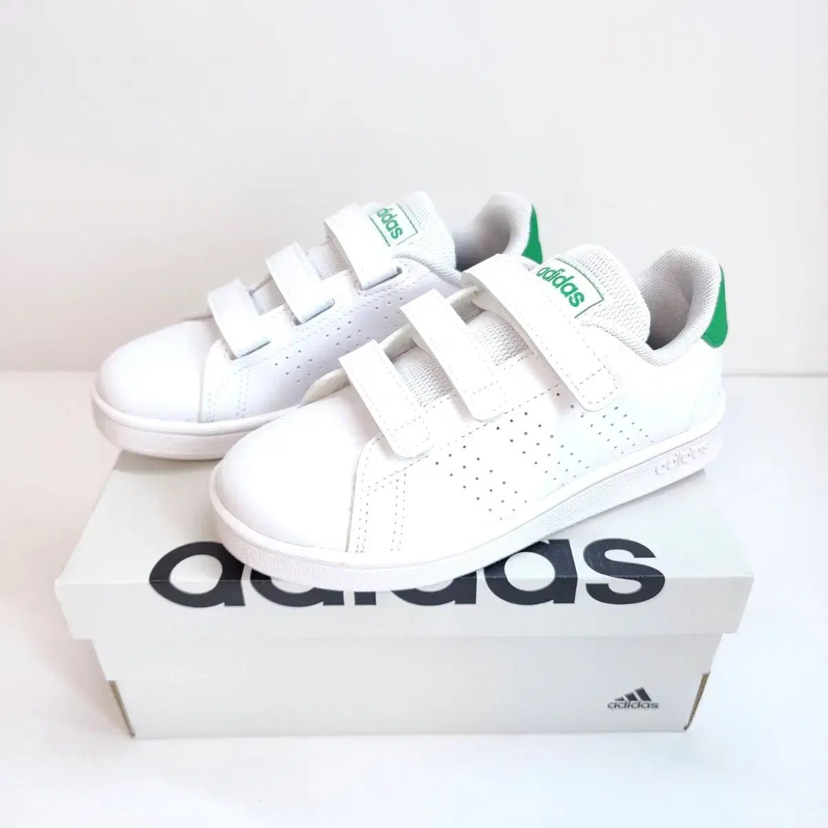 新品 adidas(アディダス) キッズ 利点 コート- 180 210