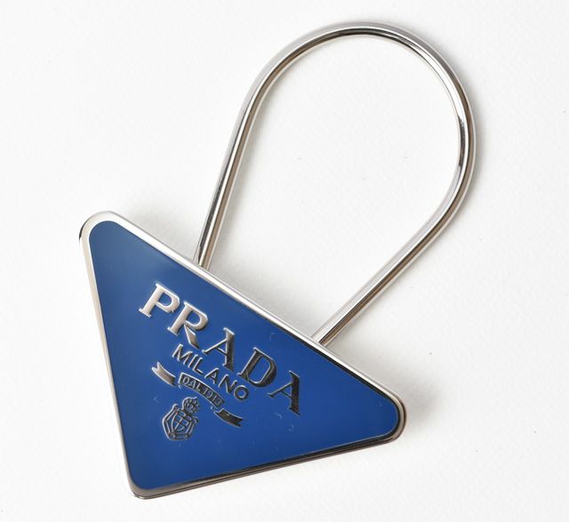 PRADA サフィアーノ トライアングル キーホルダー/キーリング