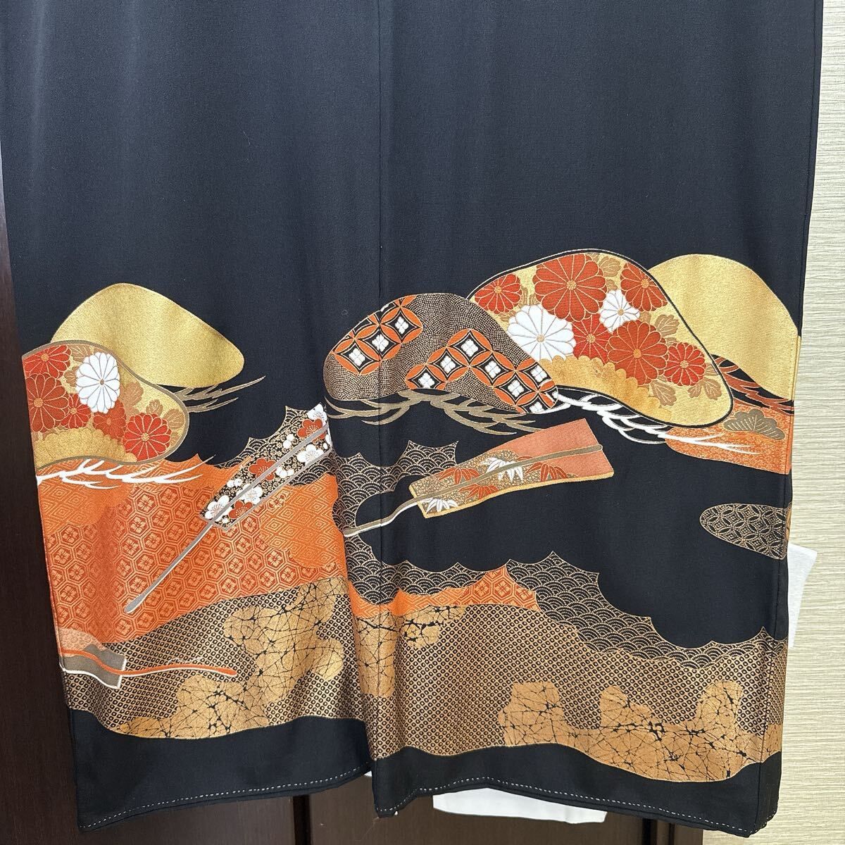 き554】黒留袖＋長襦袢セット◇未使用・五つ紋・比翼仕立て◇展示品