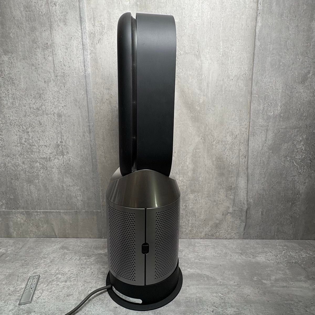 【極美品】Dyson HP07 扇風機 空気清浄機能付き 2022年製 ブラック 極美品 Dyson HP07 扇風機 空気清浄機能付き 2022年製 ブラック