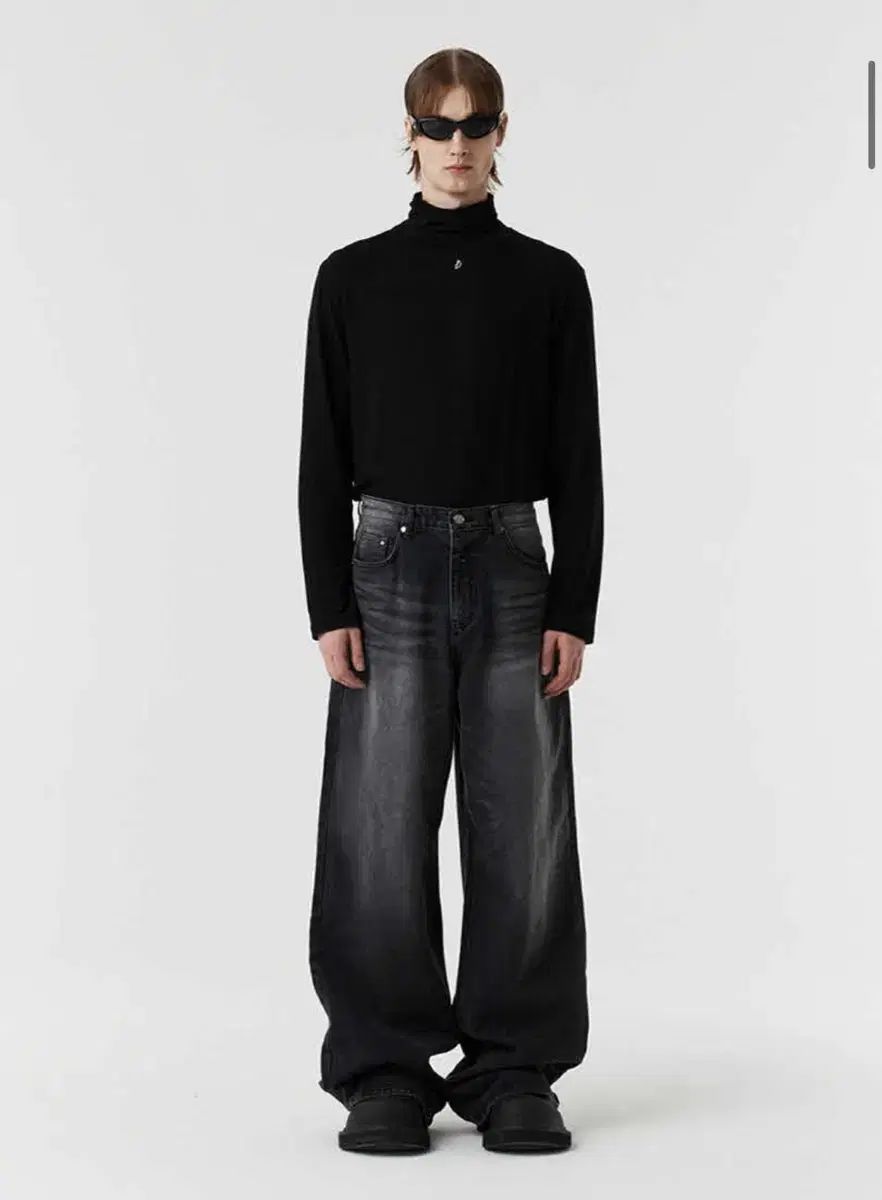 DNSL シグネチャー ワイド デニム パンツ 黒 （ Size ： L ）