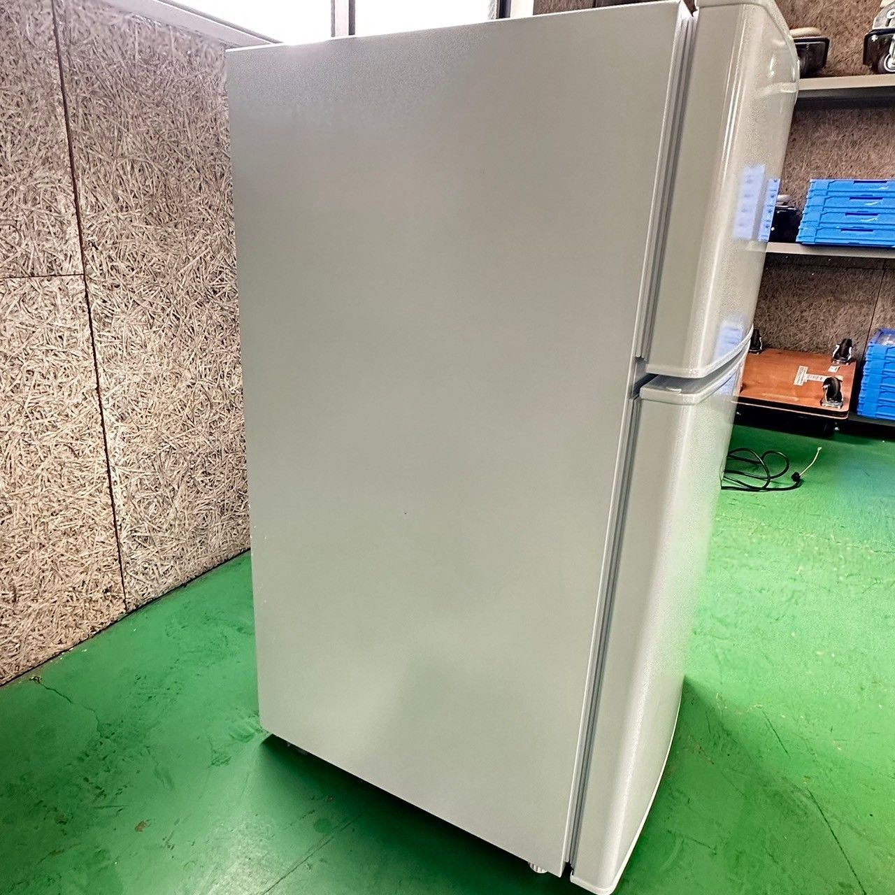 ELSONIC ECH-R85 冷蔵庫 85L ホワイト エルソニック 冷蔵庫 [直冷式]【2ドア/右開き/85L/ホワイト