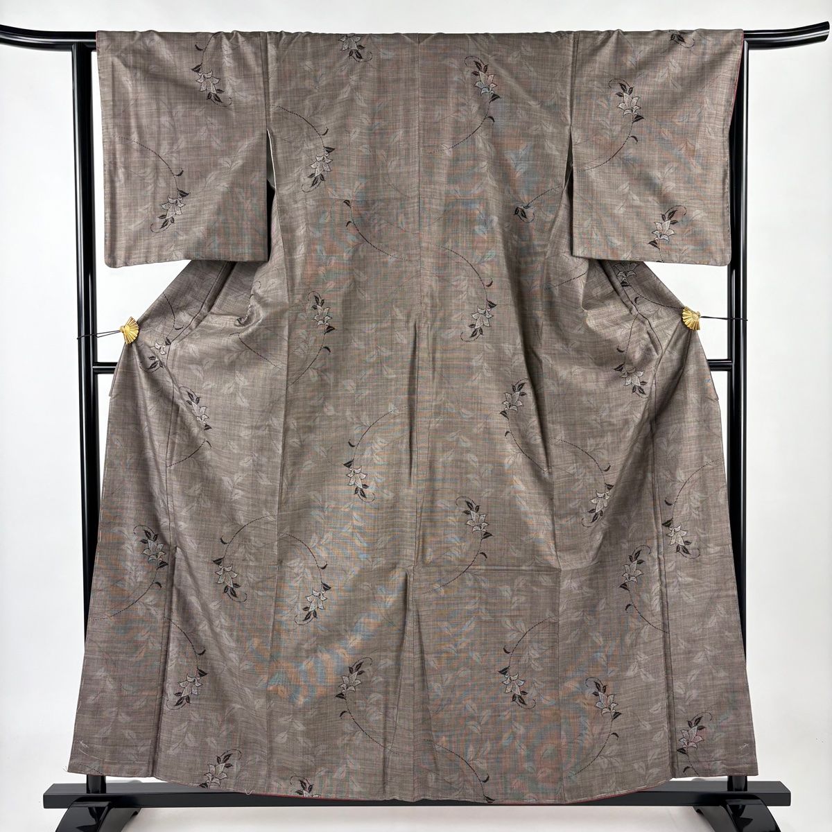 紬 身丈160cm 裄丈64.5cm M 袷 草花 葉柄 焦茶色 正絹 美品 秀品 【中古】