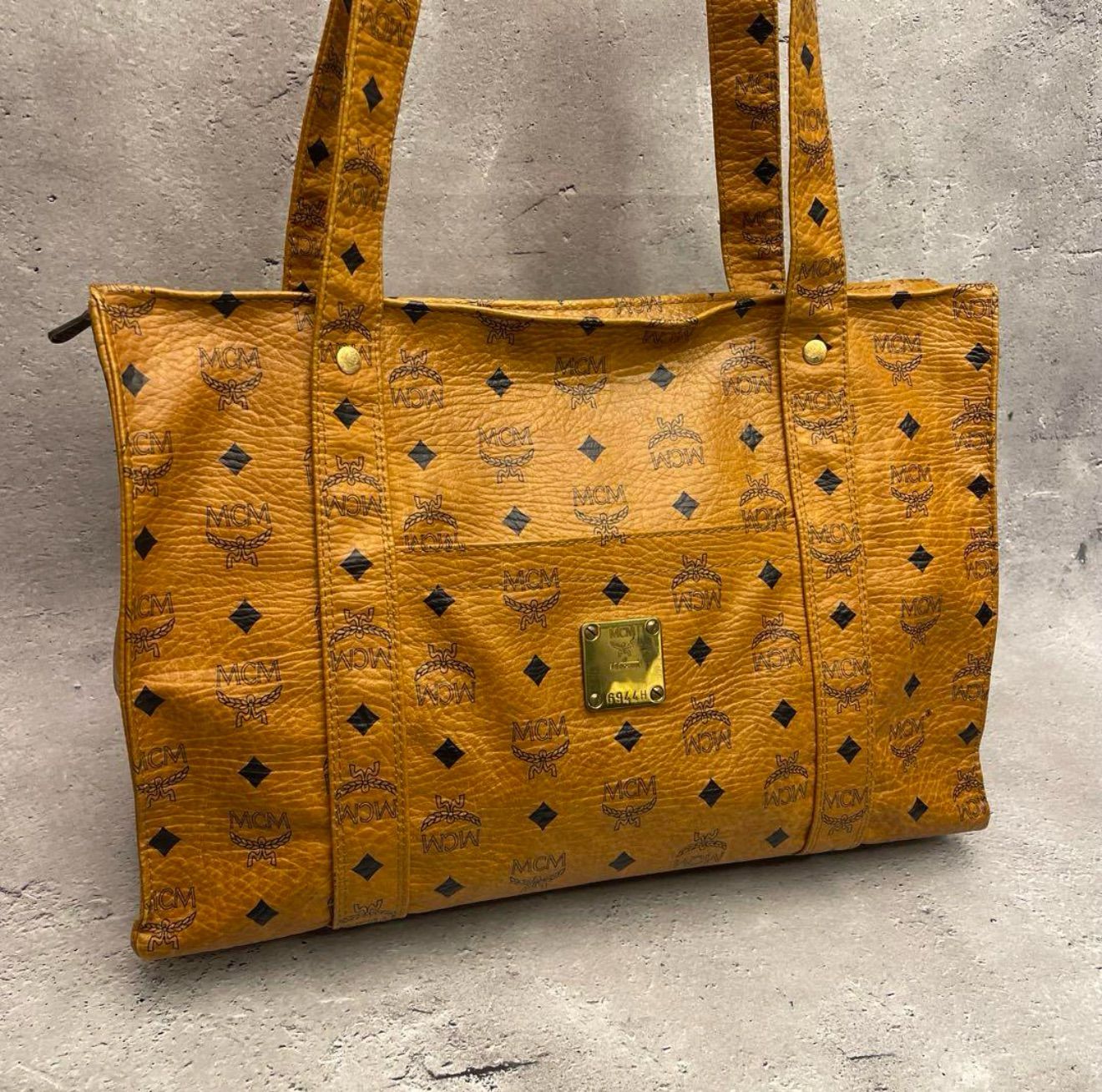 ✨MCM ヴィセトス トートバッグ ライトブラウン 人気ロゴ✨ 271 - メルカリ