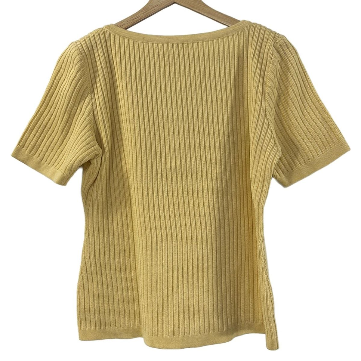 FOXEY - FOXEY(フォクシー) 半袖セーター サイズ40 M レディース - 4789 イエロー クルーネック FOXEY(フォクシー) 半袖セーター サイズ40 M レディース - 4789