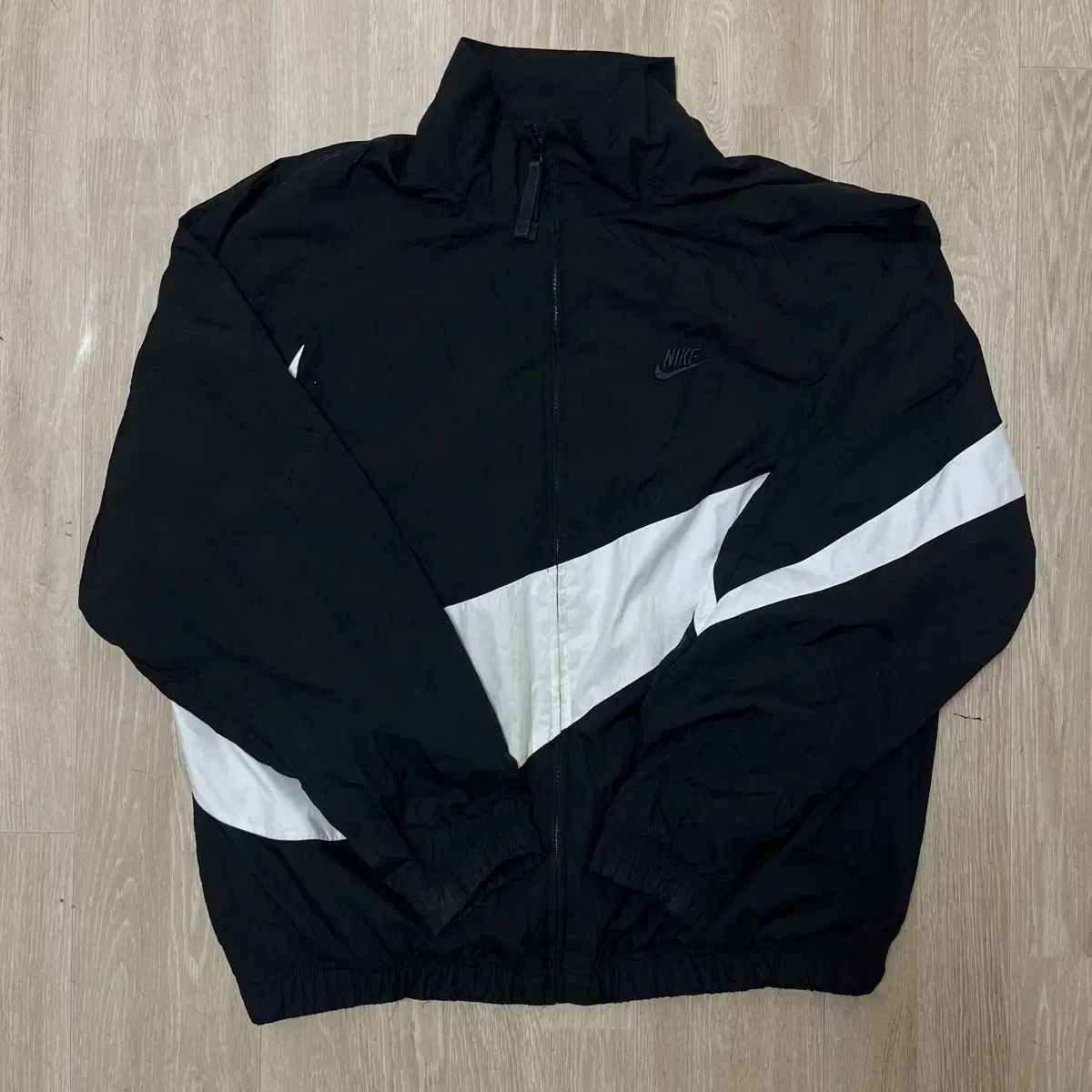 Nike(ナイキ） ビックスウォッシュ ウーブン ウインドブレーカー