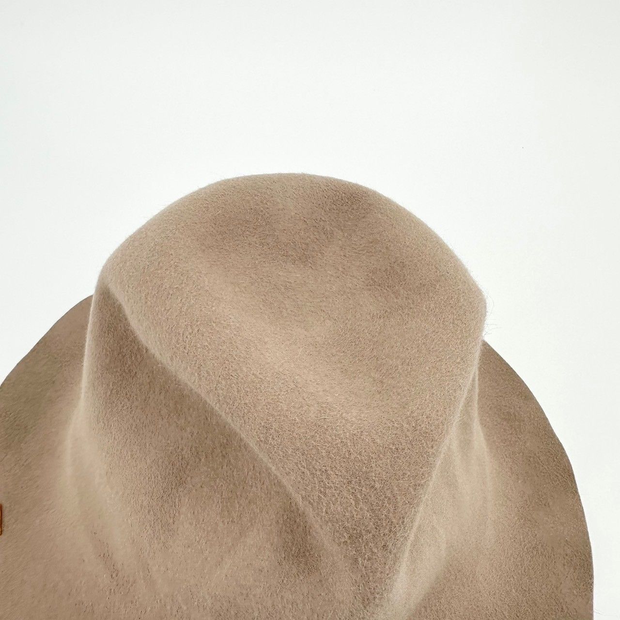 数量限定，新品 visvim LAUREATE HAT (RABBIT) BEIGE M/L