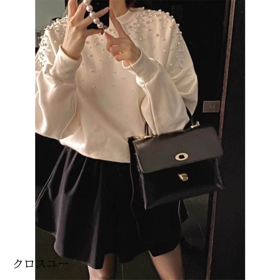 パール付き スウェット レディース 春トップス  トレーナー クルーネック ショート丈 ビジュー ボリューム袖 さりげなく体型カバー プルオーバー 可愛い パール付き スウェット レディース 春トップス トレーナー