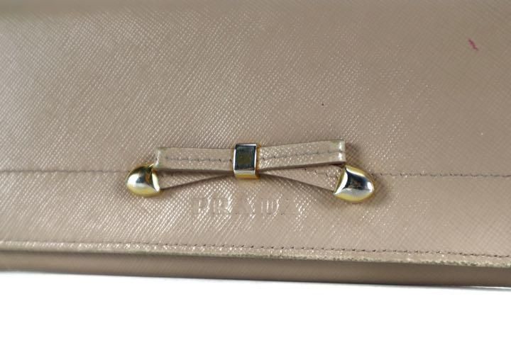 PRADA プラダ 長財布 1M1132 EHD 定価83,000円CAMMEO - メルカリ