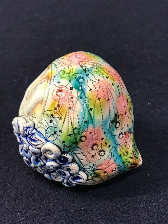 動物オブジェ 「綺麗な羽をもつふくろう」 スペイン陶芸家船戸あやこ作