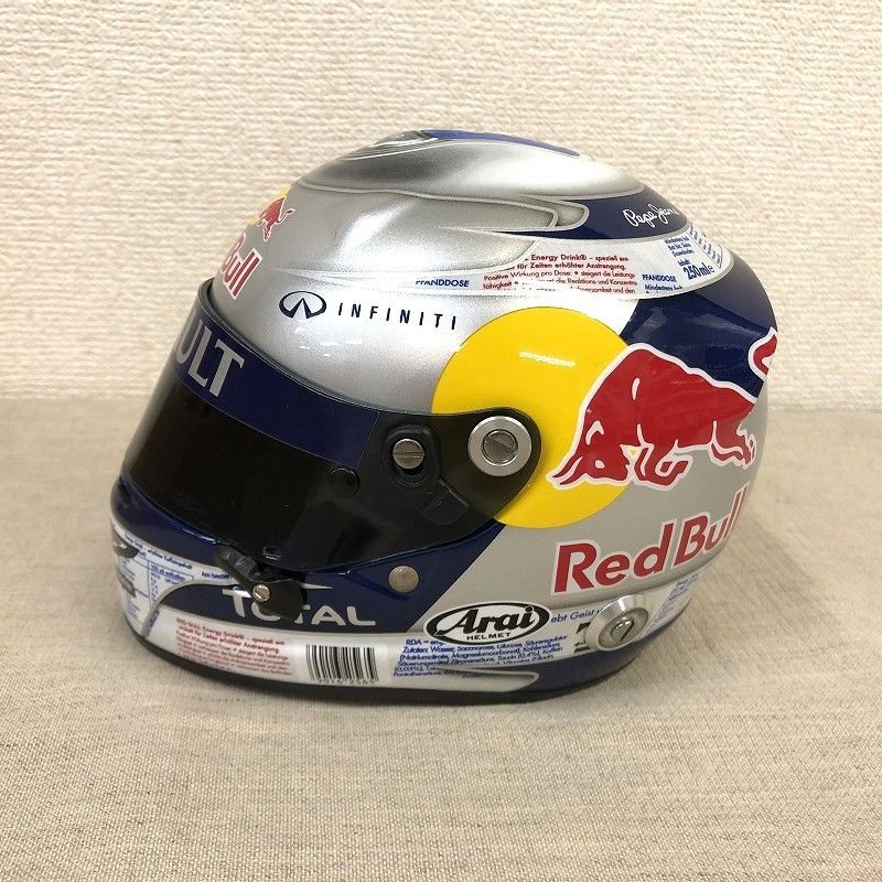 ア*ソ様 Red Bull Racing セバスチャンベッテルミニカーセット 2 ア*ソ様 Red Bull Racing セバスチャンベッテルミニカーセット 2