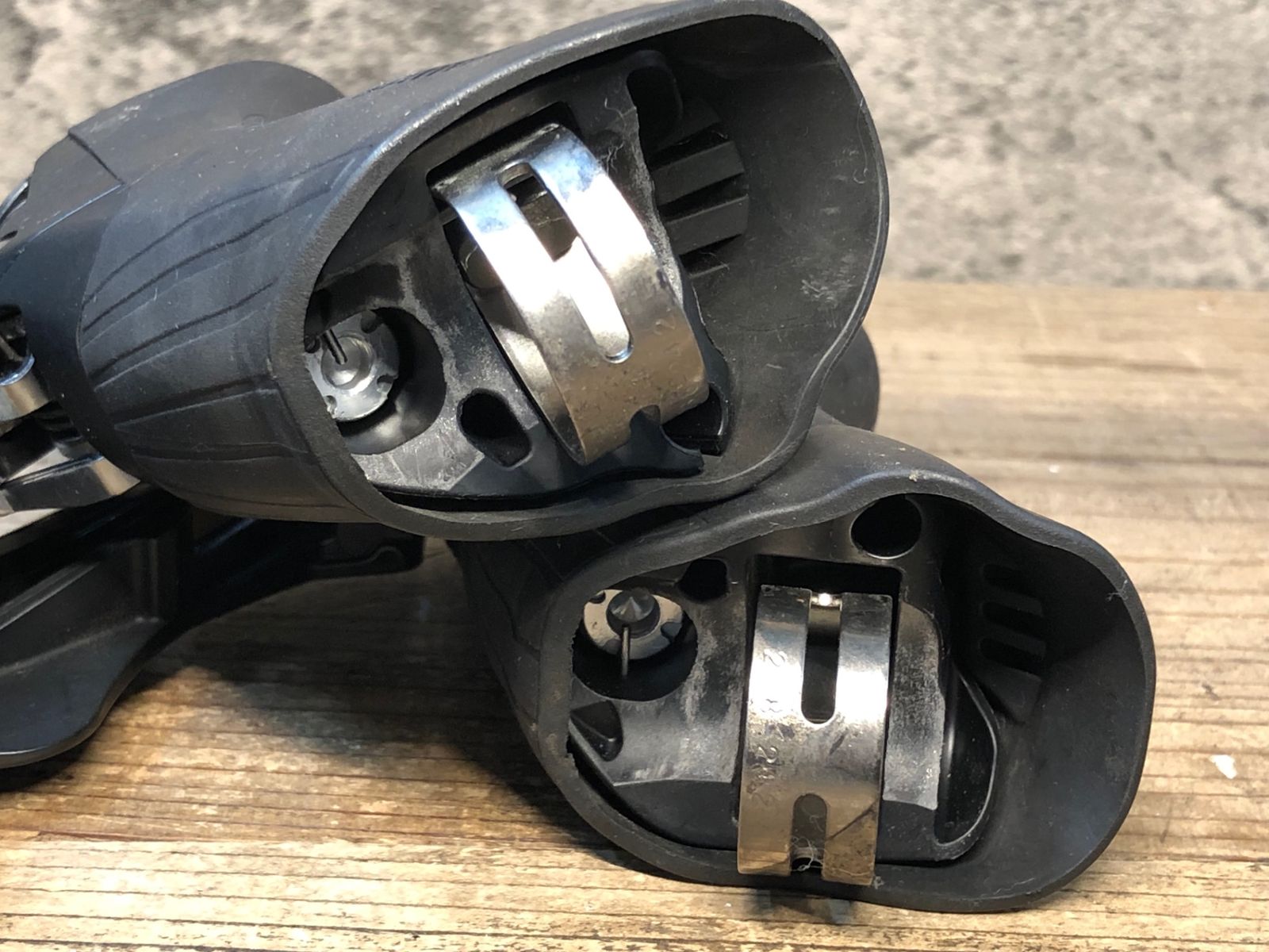 IZ523 シマノ SHIMANO 105 ST-R7000 STIレバー 2x11S - メルカリ