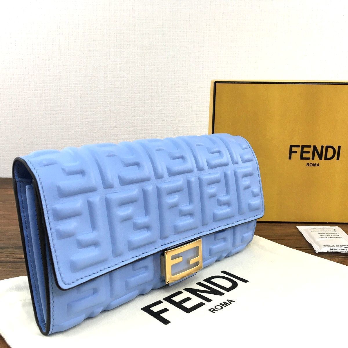 未使用品☆FENDI長財布未使用品で状態良し - 長財布