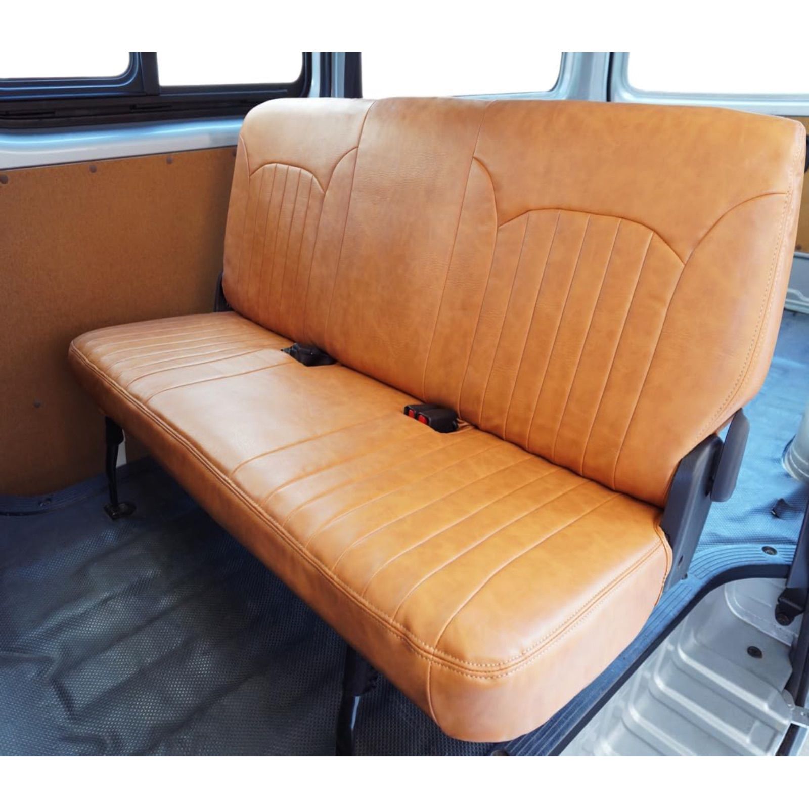 ハイエースDX S-GLセカンドシート装着車専用ベッドキット ハイエースDX S-GLセカンドシート装着車専用ベッドキット ハイエースDX