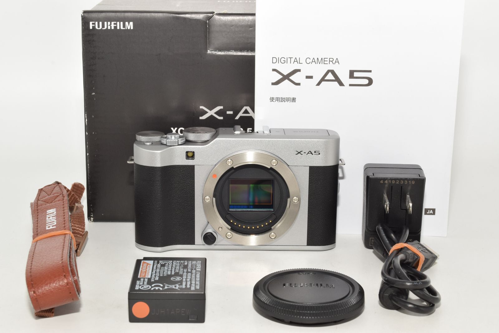 250480 上 FUJIFILM ミラーレス一眼 X-A5 シルバー