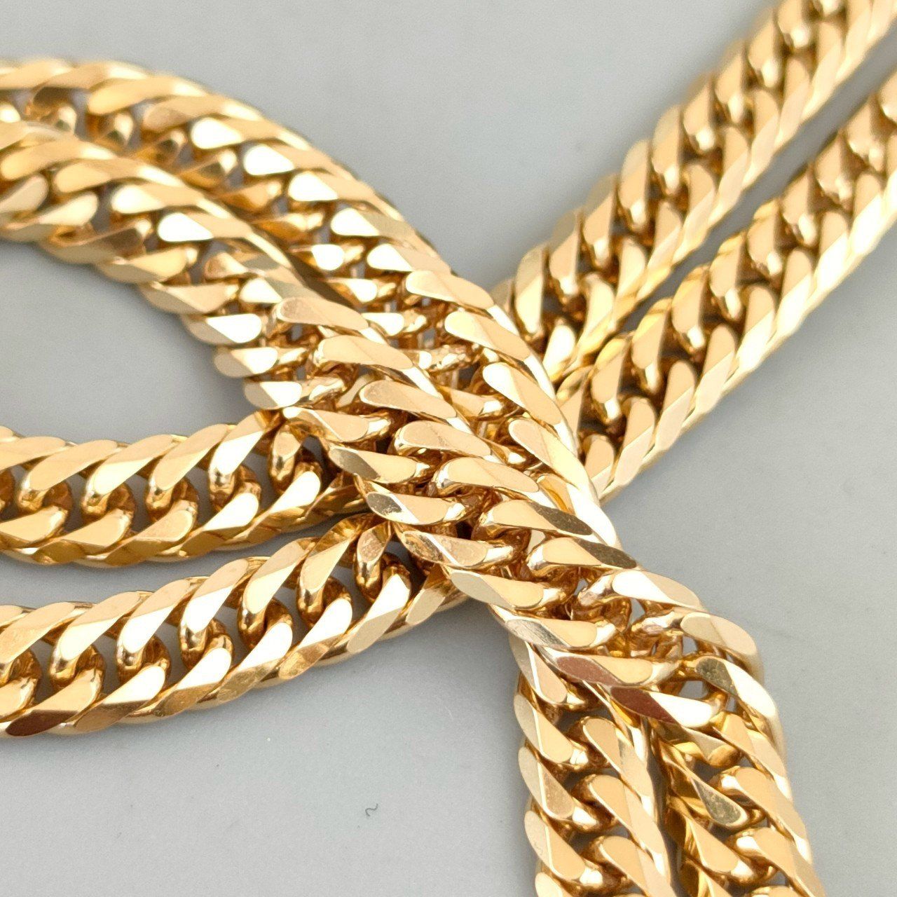 K18 喜平 20g 40cm 18金 K18 男女兼用 造幣局 6面ダブル 喜平ネックレス 20.22ｇ 40.5㎝ A992  【楽天市場】喜平ネックレス 18金 6面ダブル 六面キヘイ K18ゴールド 20g-40cm 喜平チェーン 造幣局検定刻印入 【送料無料】【プレゼント  ギフト 誕生日 お祝い】 : 時計 ...