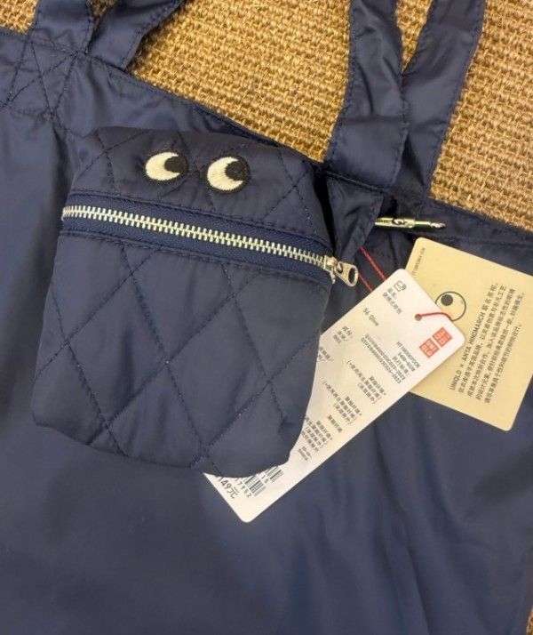 ☆UNIQLO x Anya Hindmarch（アニヤハインドマーチ） ・Eyesエコ