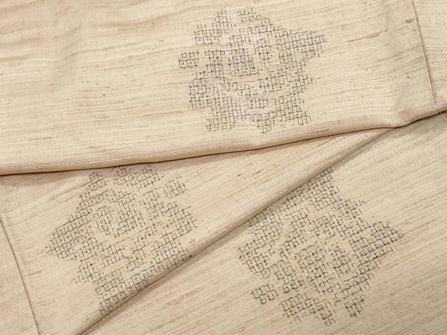 平和屋着物○結城紬 80亀甲 飛び亀甲柄 舞花文 正絹 逸品 CAAZ1083vf