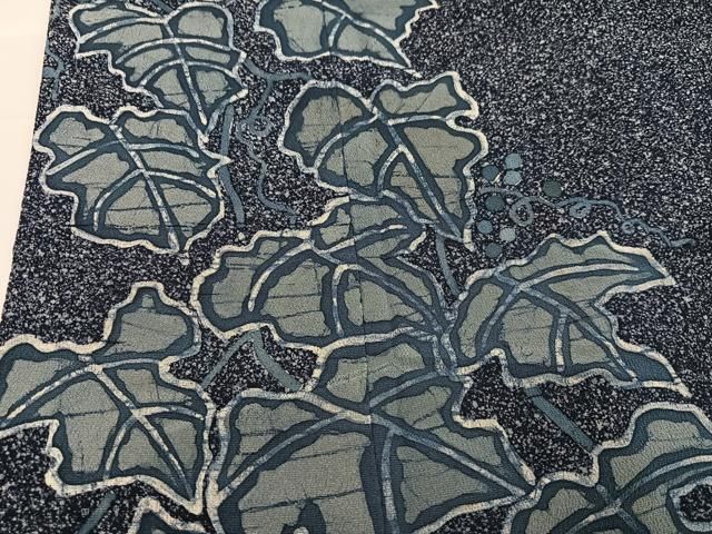 平和屋着物●色留訪問着　本藍　ろうけつ染　葡萄蔦の葉文　正絹　逸品　AABB7228ph 平和屋着物○色留訪問着 本藍 ろうけつ染 葡萄蔦の葉文 正絹 逸品