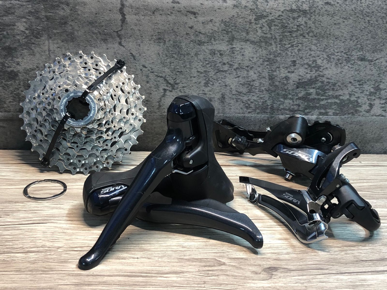 シマノ sora r3000セット 値下げしました】シマノ SORA R3000 コンポ