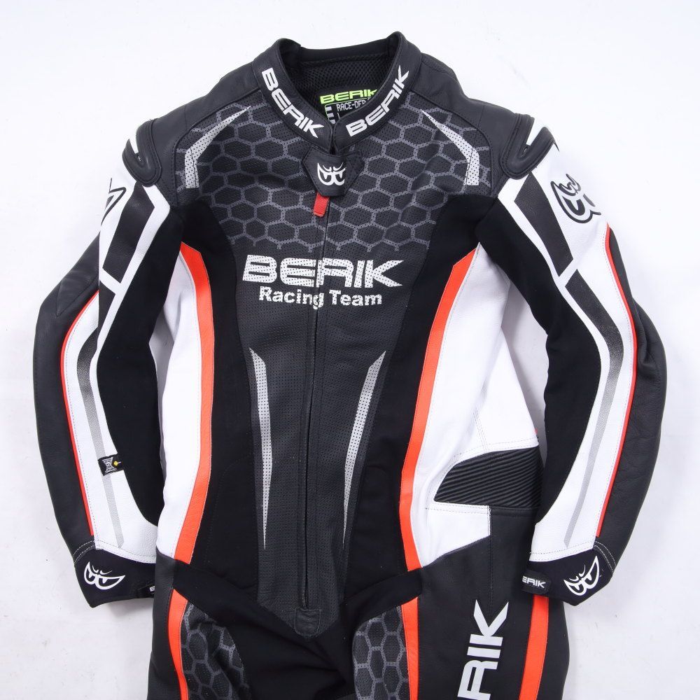 返品可◇48◇未使用/最新規格MFJ公認 LS1-201329B-BK レザーツナギ 本