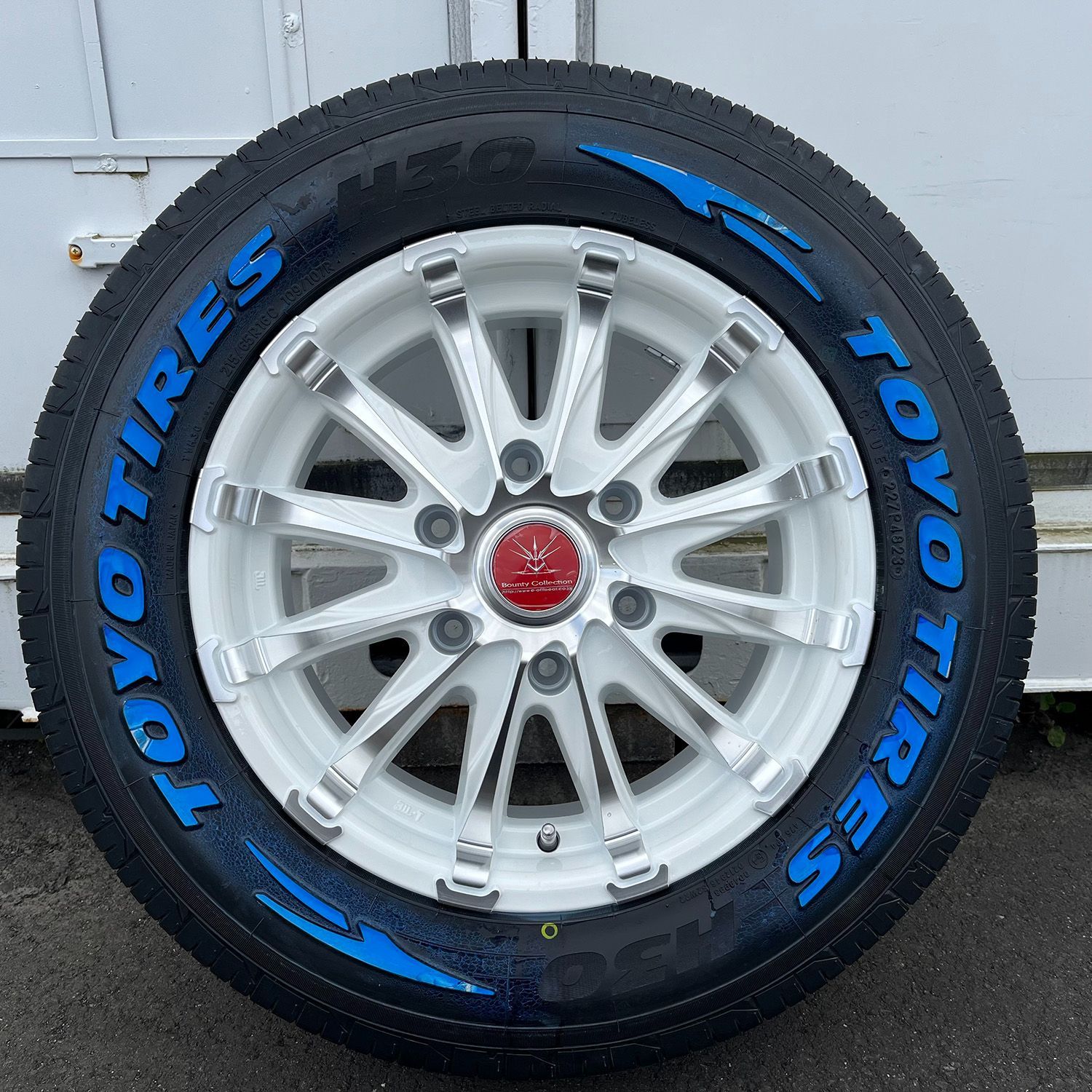 訳あり 車検対応 4本セット タイヤ＆ホイールセット 200系