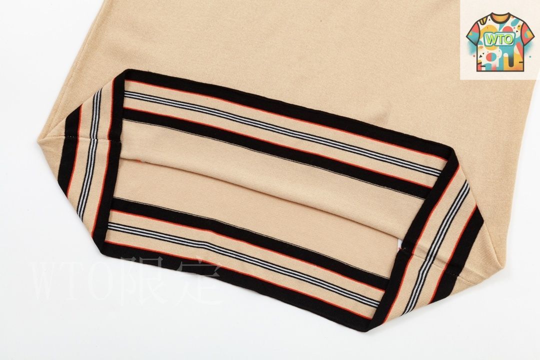 今日WTO】BURBERRY Classic Patchwork Knit Short-Sleeve T-AV92