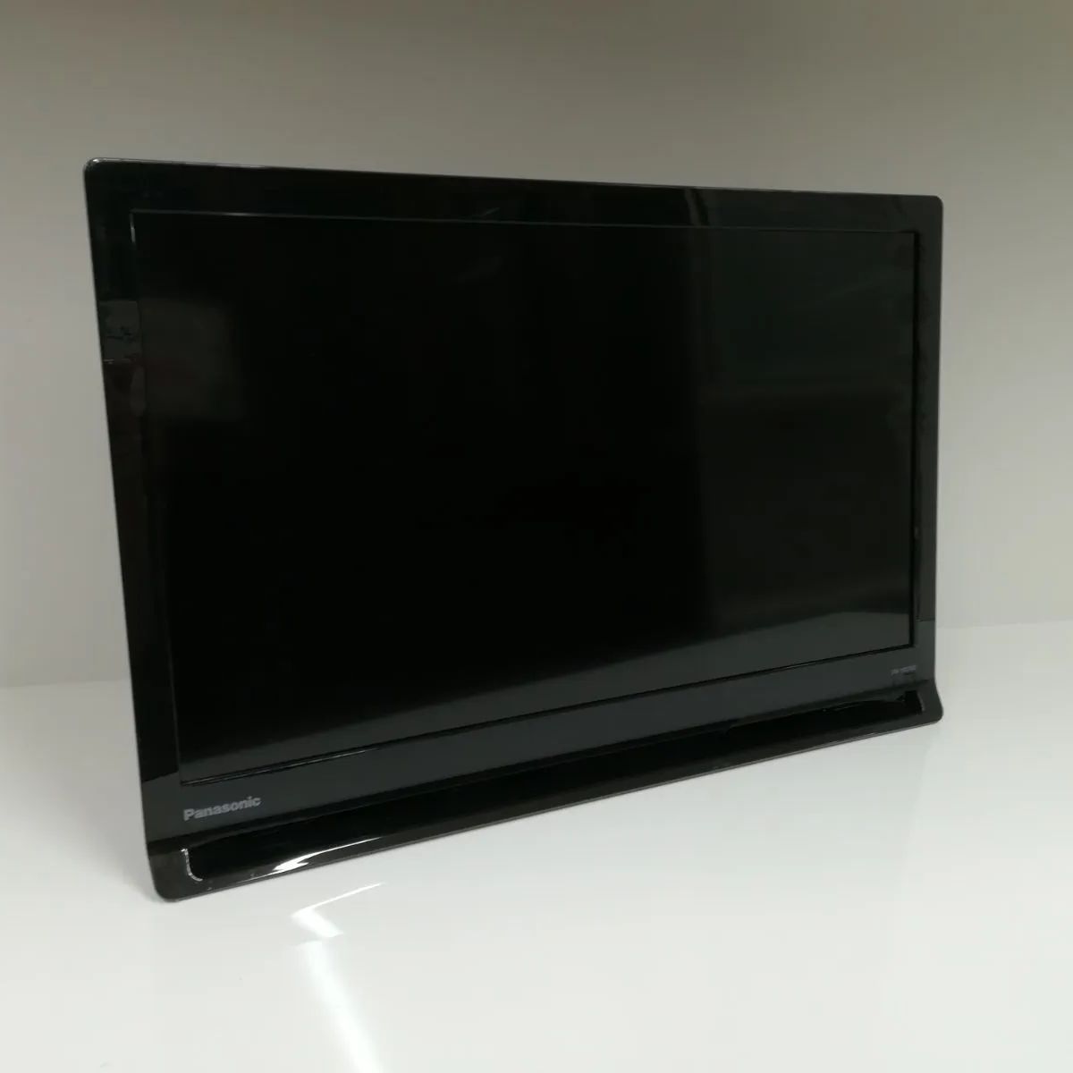 Panasonic プライベート・ビエラ VIERA ポータブルテレビ 2019年製 B-CAS:赤 中古品 1998 - メルカリ