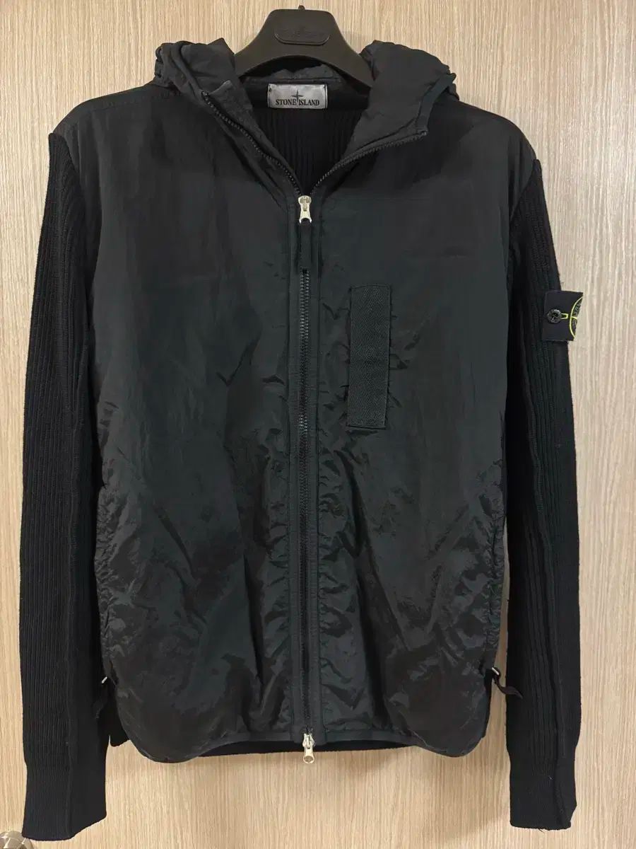 Stone Island ストーンアイランド フード付きニットセーター サイズs