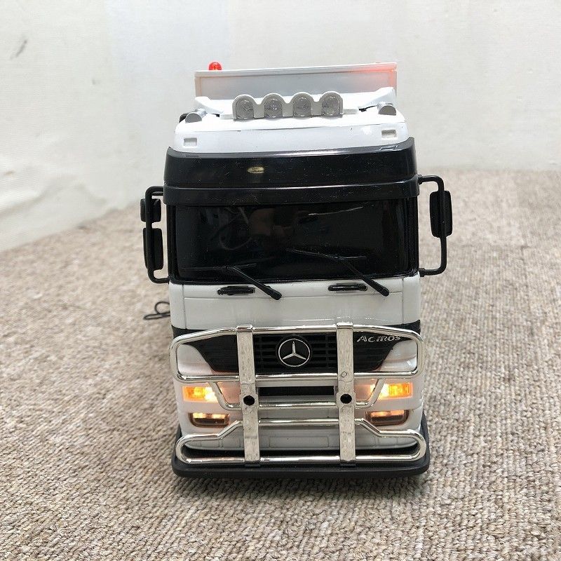 限定1,000台】コカコーラ トレーラー ラジコン フォード 1:32