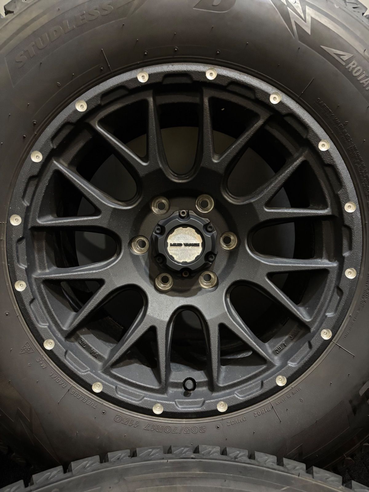 265 70R17 BRIDGESTONE DM-V3 23年製 MAD VANCE 17インチ 8.5J 0 139.7 6H スタッドレス 4本 FJ ランクル サーフ 1-K148