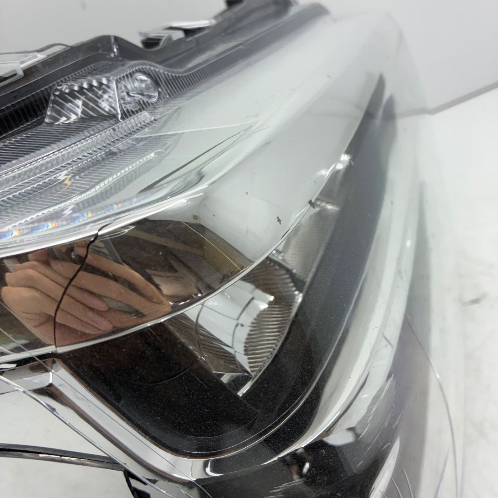 ダイハツ　ハイゼットS700V 左右 LEDヘッドライト ♦︎ダイハツ ハイゼットS700V 左右 LEDヘッドライト♦︎点灯