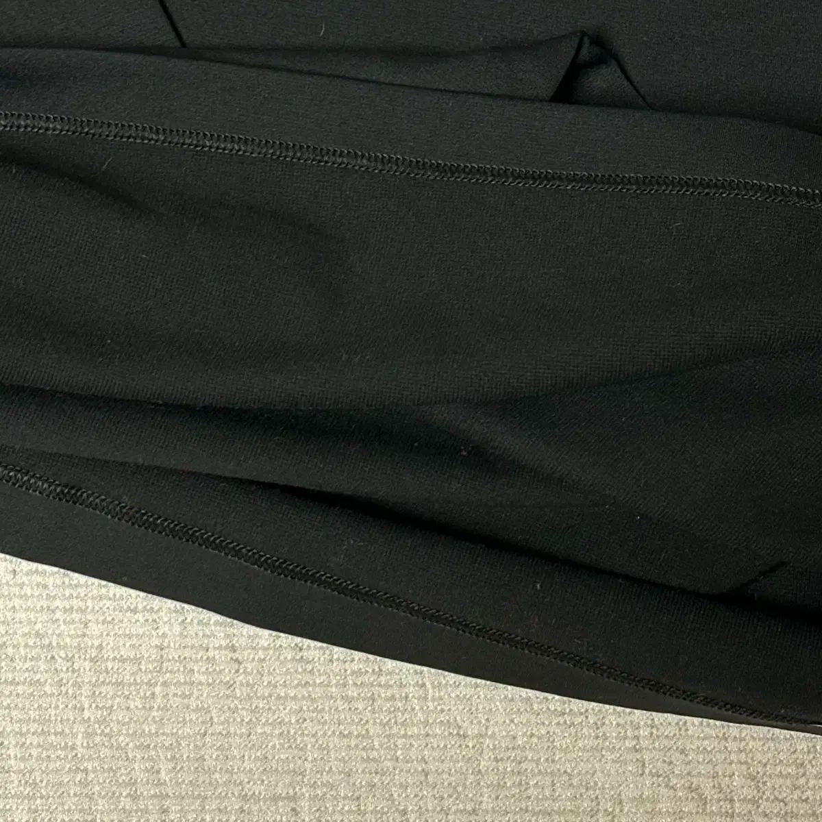 ARC TERYX アークテリクス コーマック 重い ロングスリーブ 黒 ティッシャー