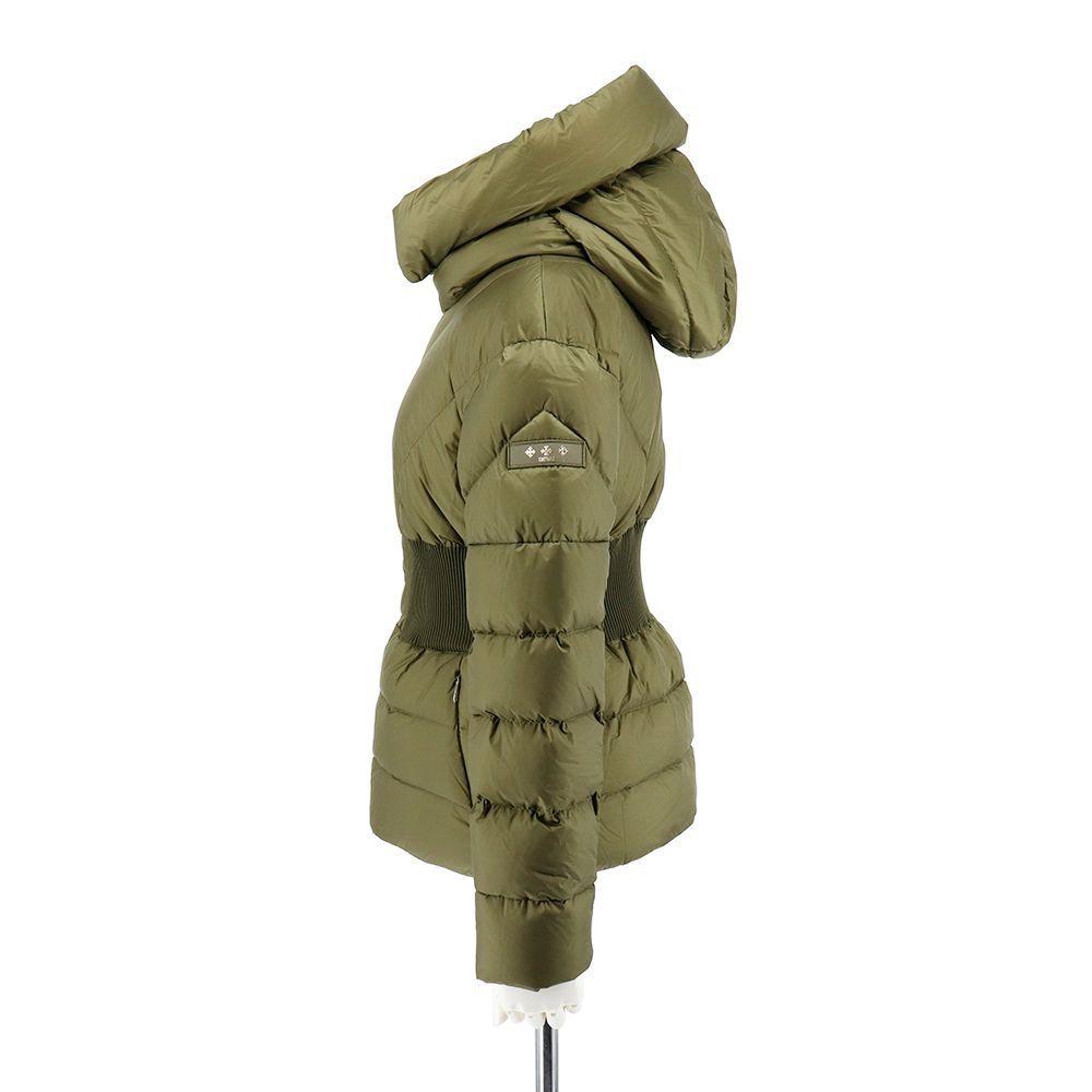 ダウンジャケット