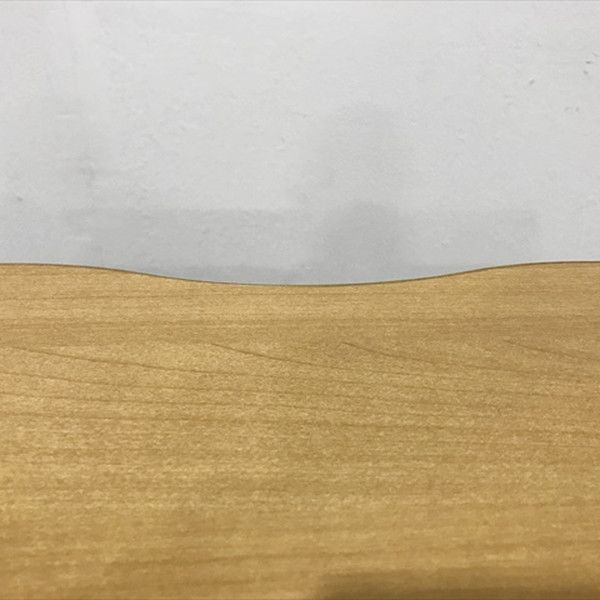 オカムラ ブラウン