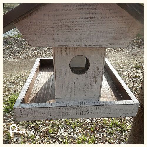 三角屋根タイプ 鳥の餌台