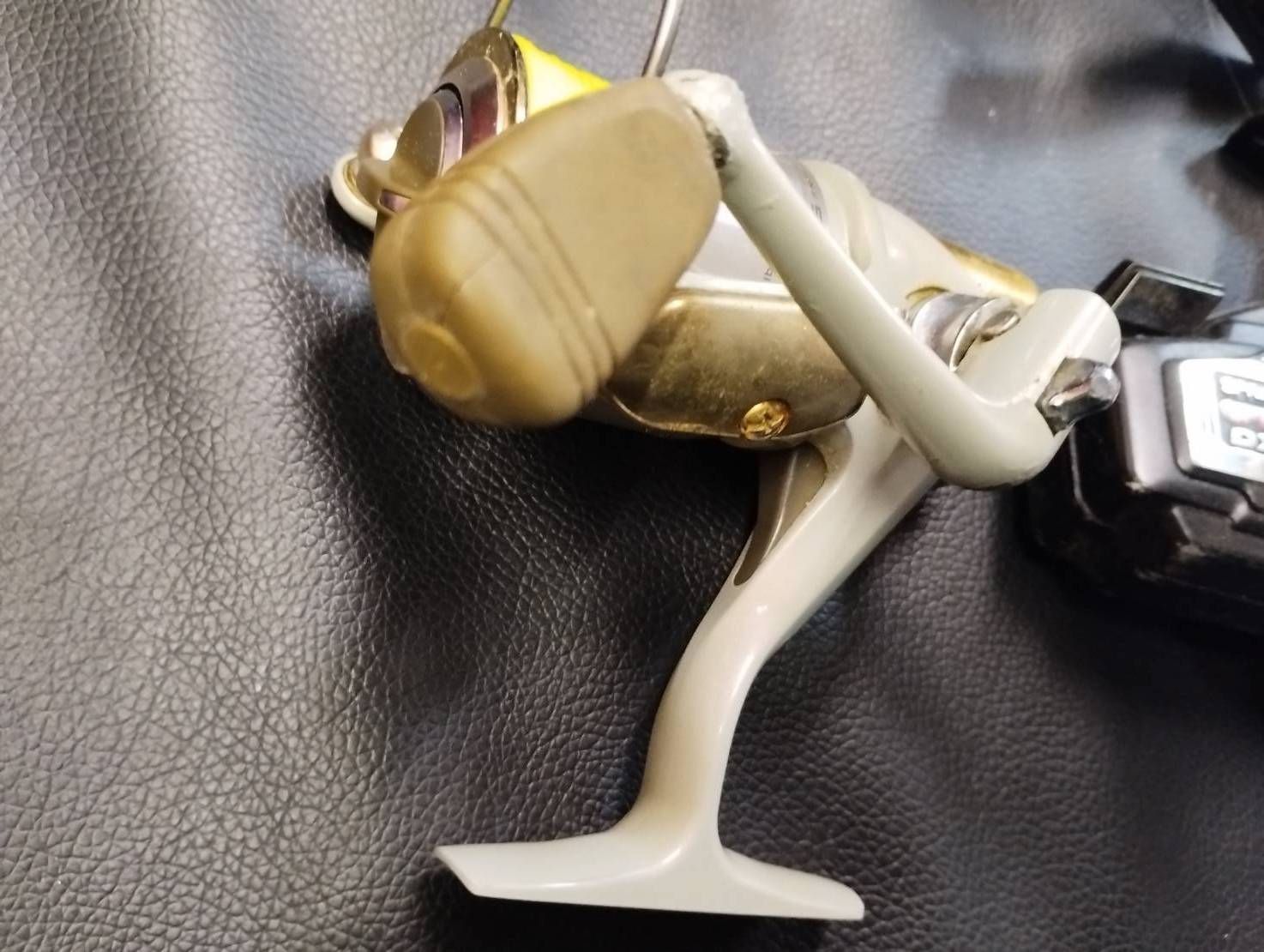 まとめ売り】中古スピニングリール5点セット（ダイワ、シマノ