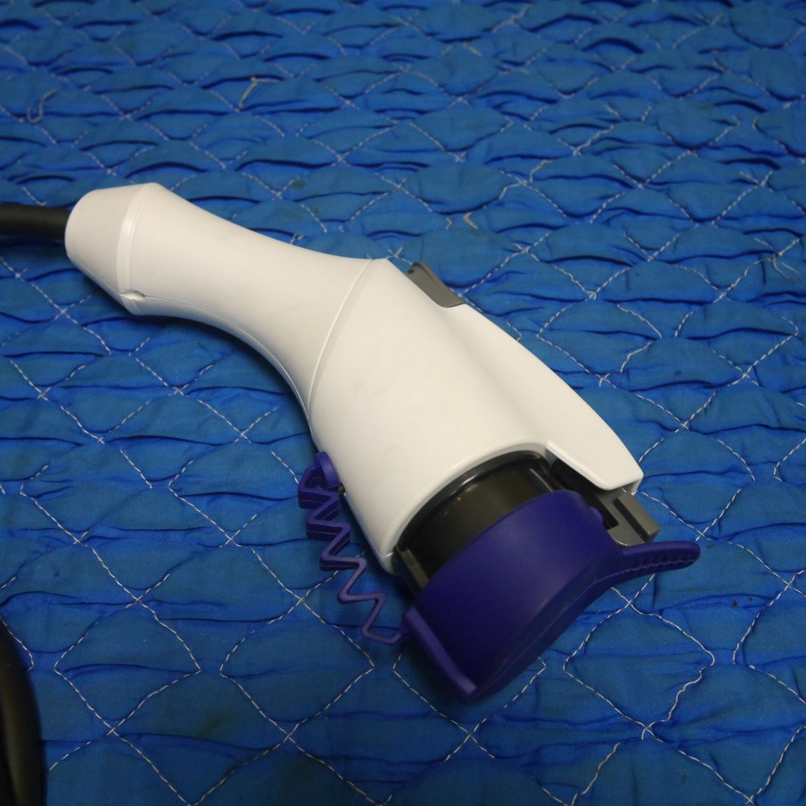 キレイ 日産 リーフ AZE0 ZE0 純正 充電 ケーブル コード No.29690 3NK5E 防雨型 200V 電気 自動車 EV車