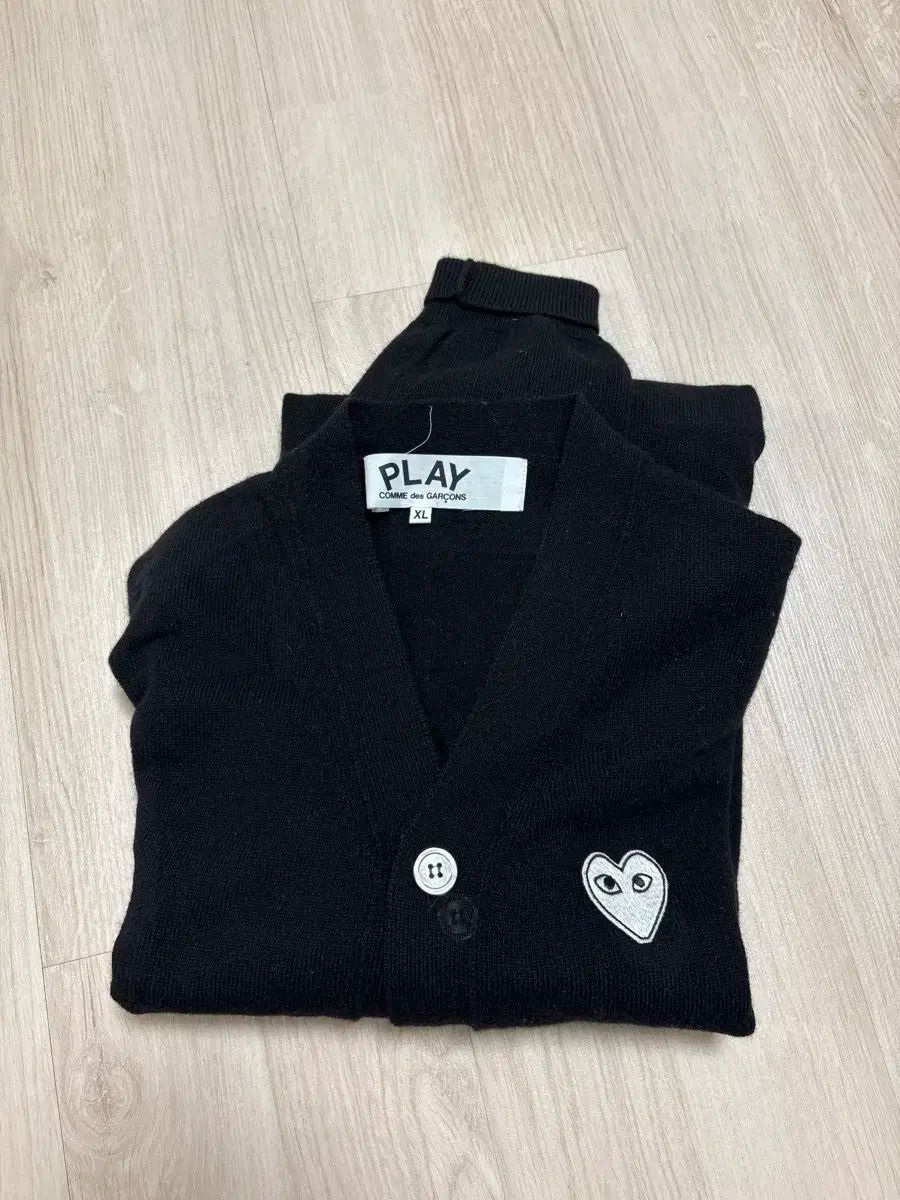 コム デ ギャルソン ブラック カーディガン 白ワッペン XL