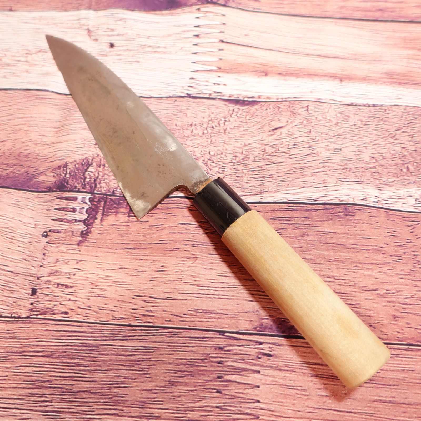 出刃包丁 6寸(刃渡り180mm)鏡面仕上げ 本刃付け 八角柄 和包丁 出刃包丁 6寸(刃渡り180mm)鏡面仕上げ 本刃付け 八角柄 和包丁