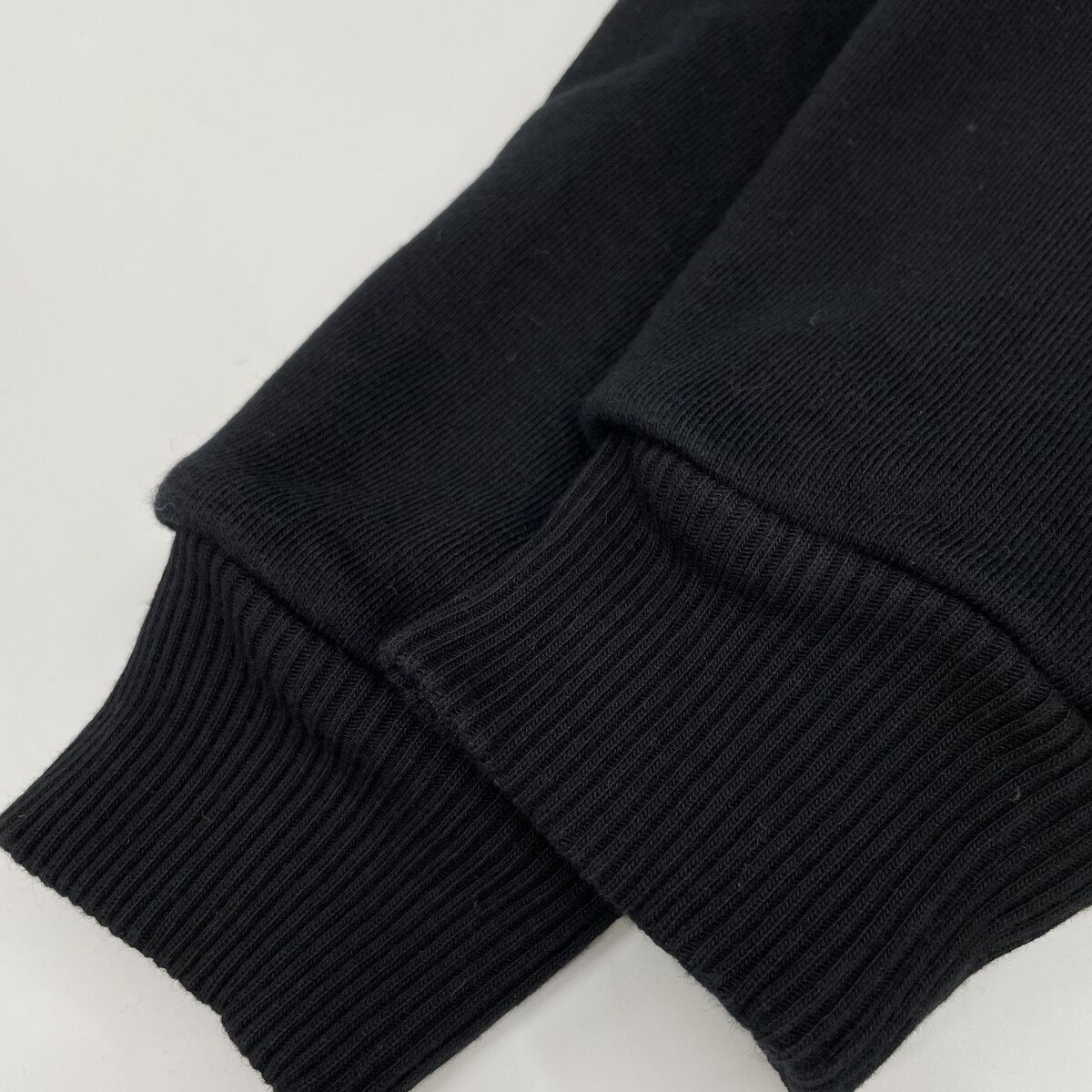 ﾌﾞﾗｯｸ ﾊﾞｯｸﾛｺﾞ