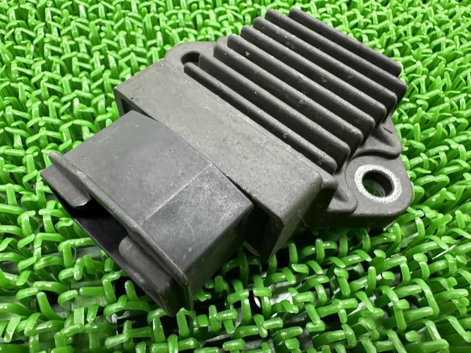 ジェイド レギュレター ホンダ 純正 中古 バイク 部品 MC23