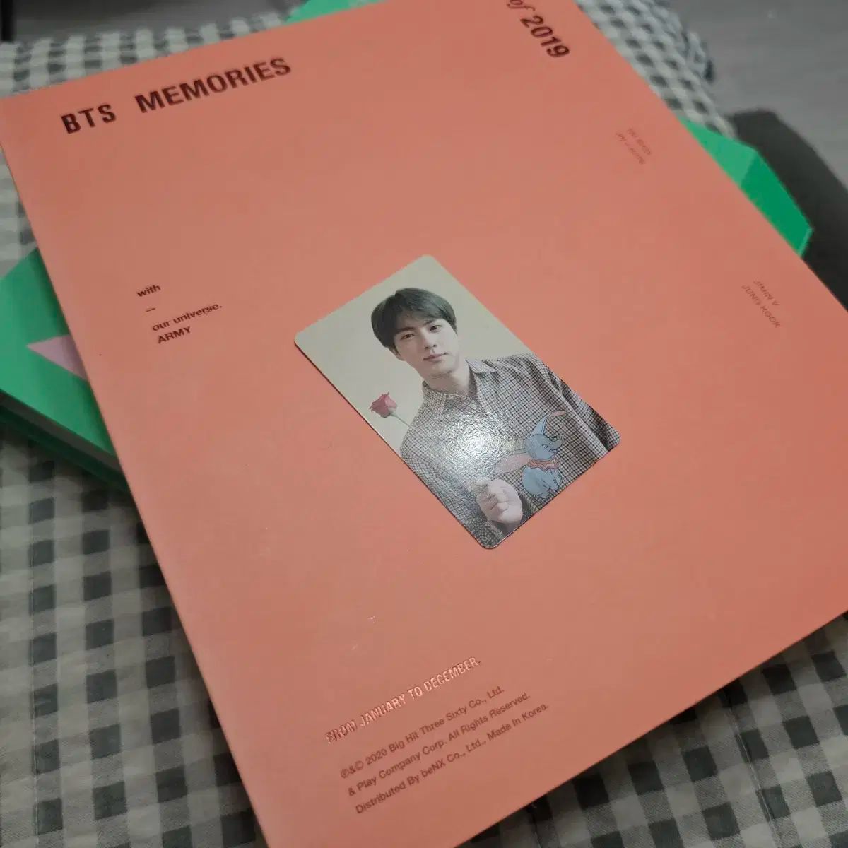 BTS Memories2019 DVD トレカ付　ジン BTS Memories 2019 DVD トレカ ジン - メルカリ