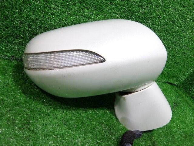 ストリーム RN6 右 ドア ミラー 76200-SMA-J32ZD NH624P 2025年最新Yahoo!オークション -ストリーム rn6 ドアミラーの中古品