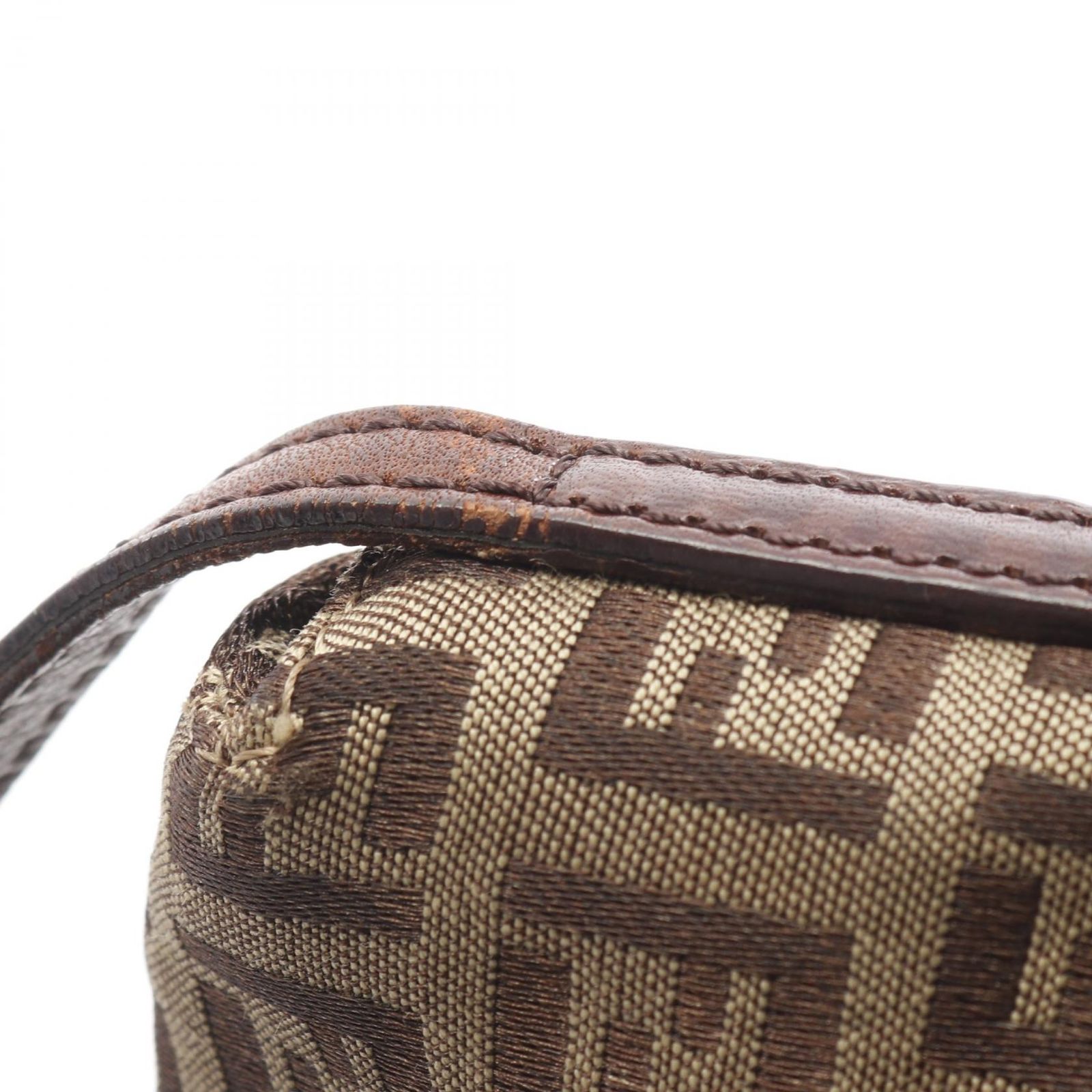 フェンディ FENDI ショルダーバッグ ズッカ ブラウン レザー
