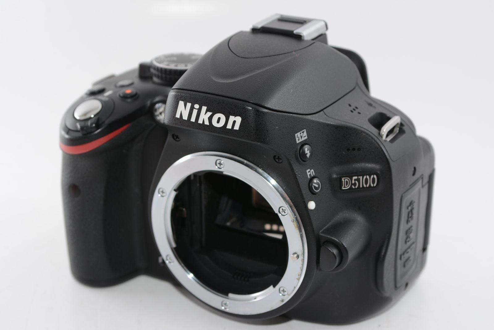 Nikon デジタル一眼レフカメラ D5100 D5100 - 概要 | 一眼レフカメラ | ニコン