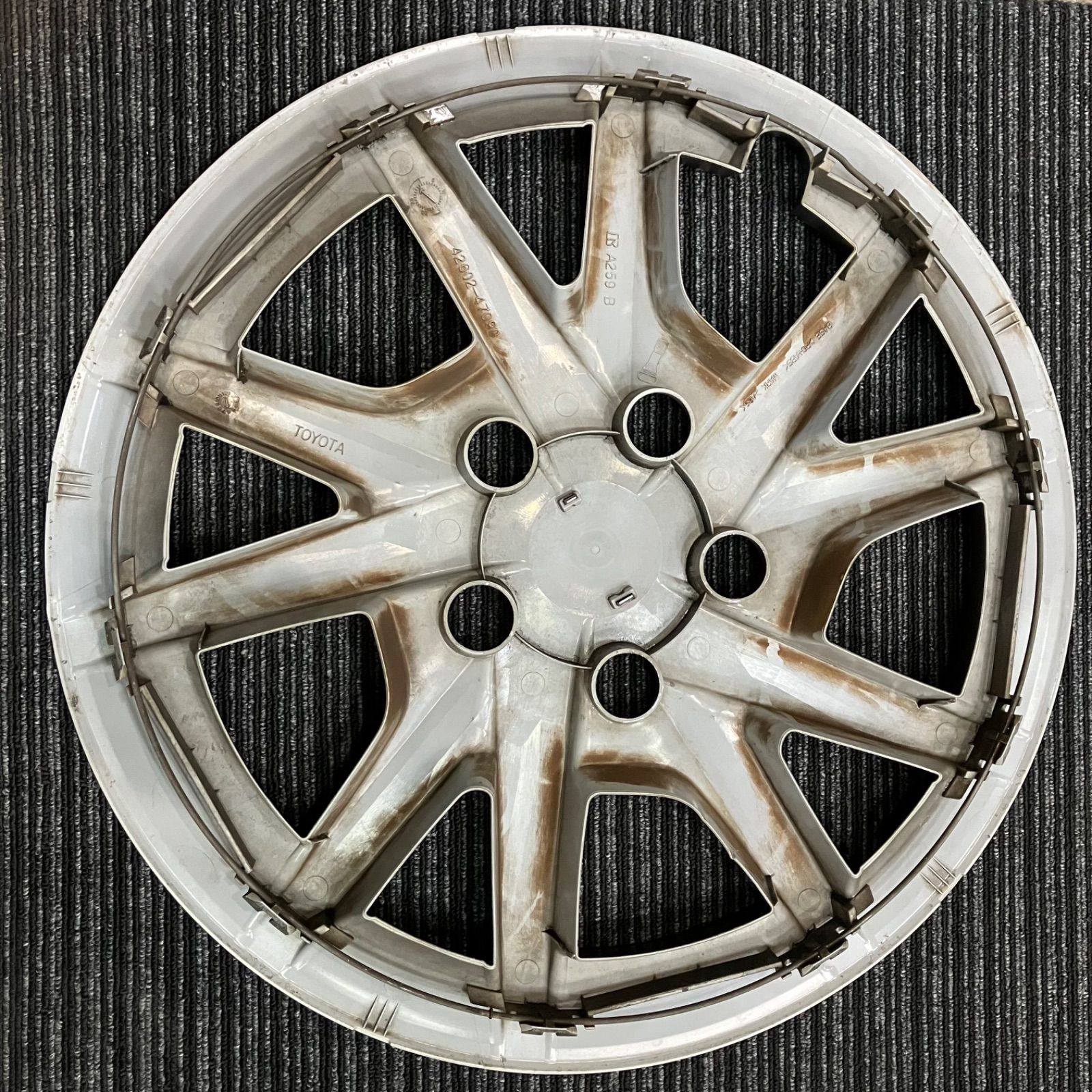 1008】トヨタ プリウスα 40系 ハイグロス ホイールキャップ ホイール 