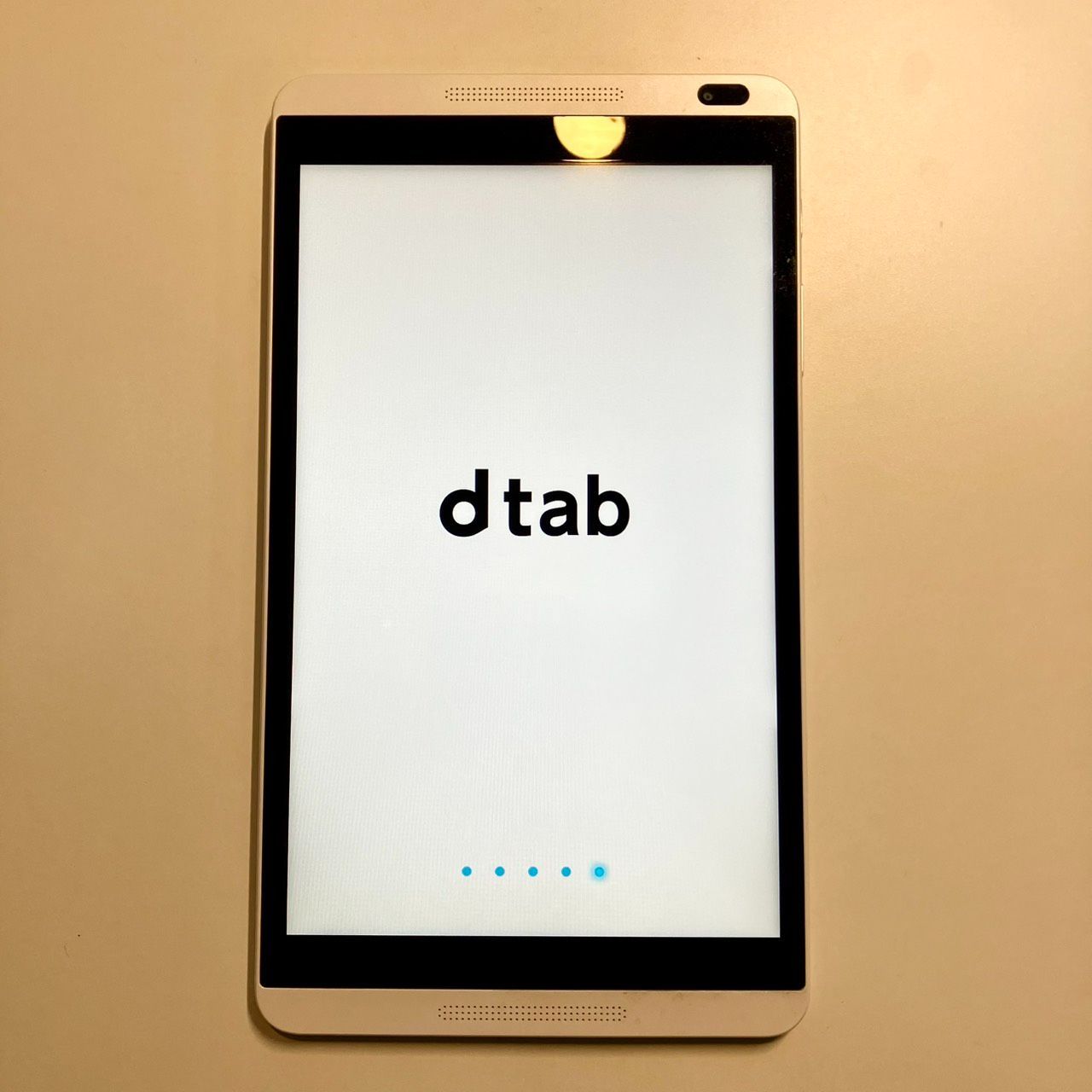 【最新作，安い】 Huawei dtab docomo タブレット d-01G　8インチ Androidタブレット本体