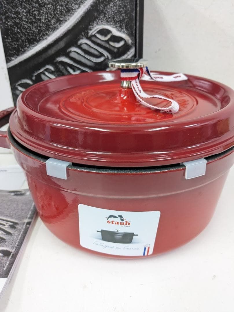 STAUB ピコ ココット ラウンド 40509-825 ホーロー 鍋 2.6L