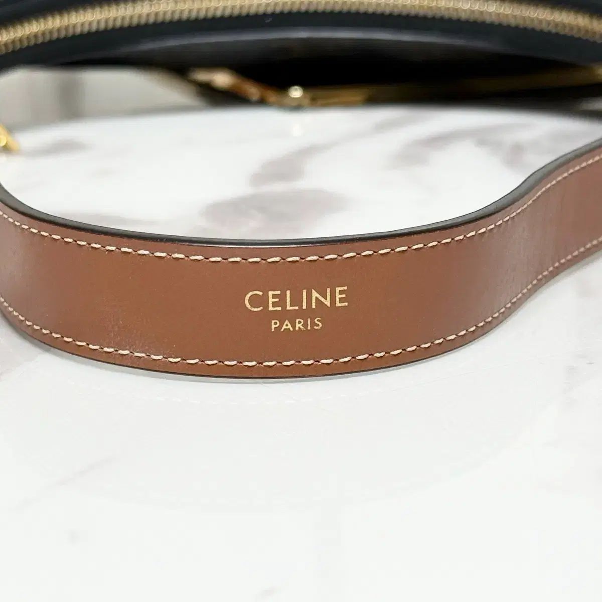 ミディアム Celine